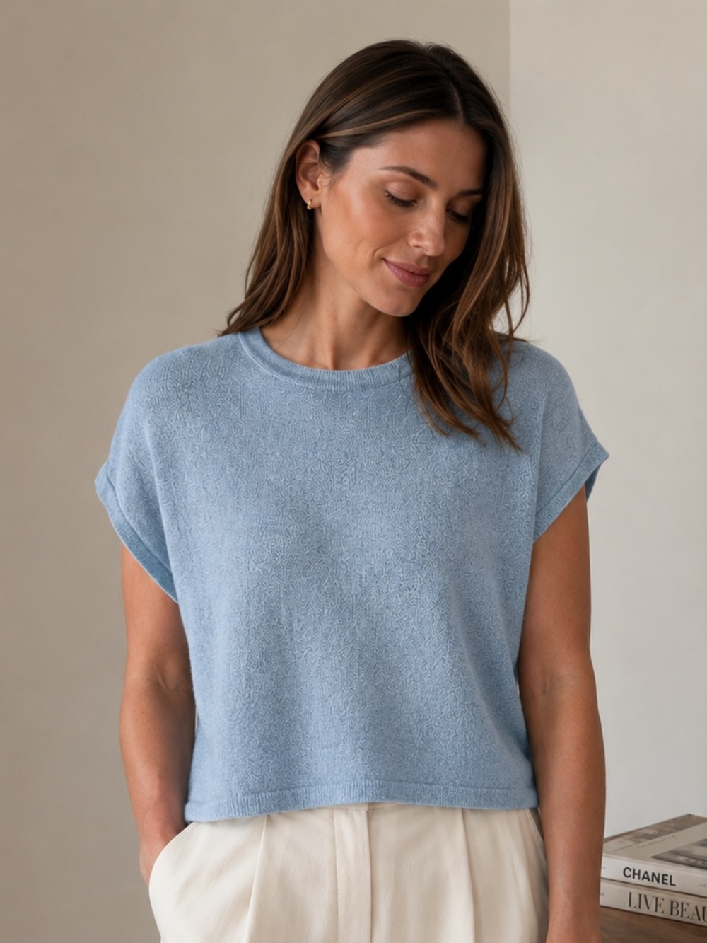 Nicole Miller 100% Extra Fine Merino Wool Blue Knit Sweater Top L Quiet Luxury